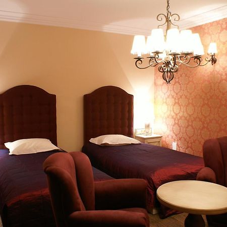 Berberys Park Hotel Kazimierz Dolny Esterno foto